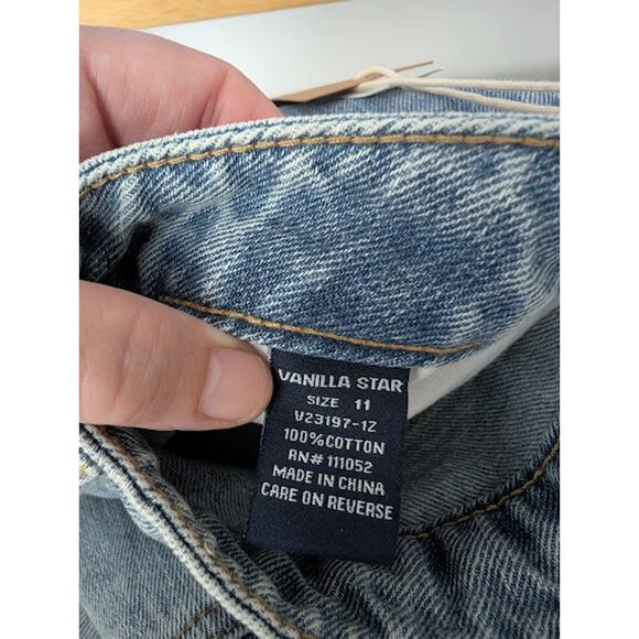 VANILLA STAR Juniors size 11 90s Boyfriend jeans super high rise Distressed NWT - Picture 7 of 7